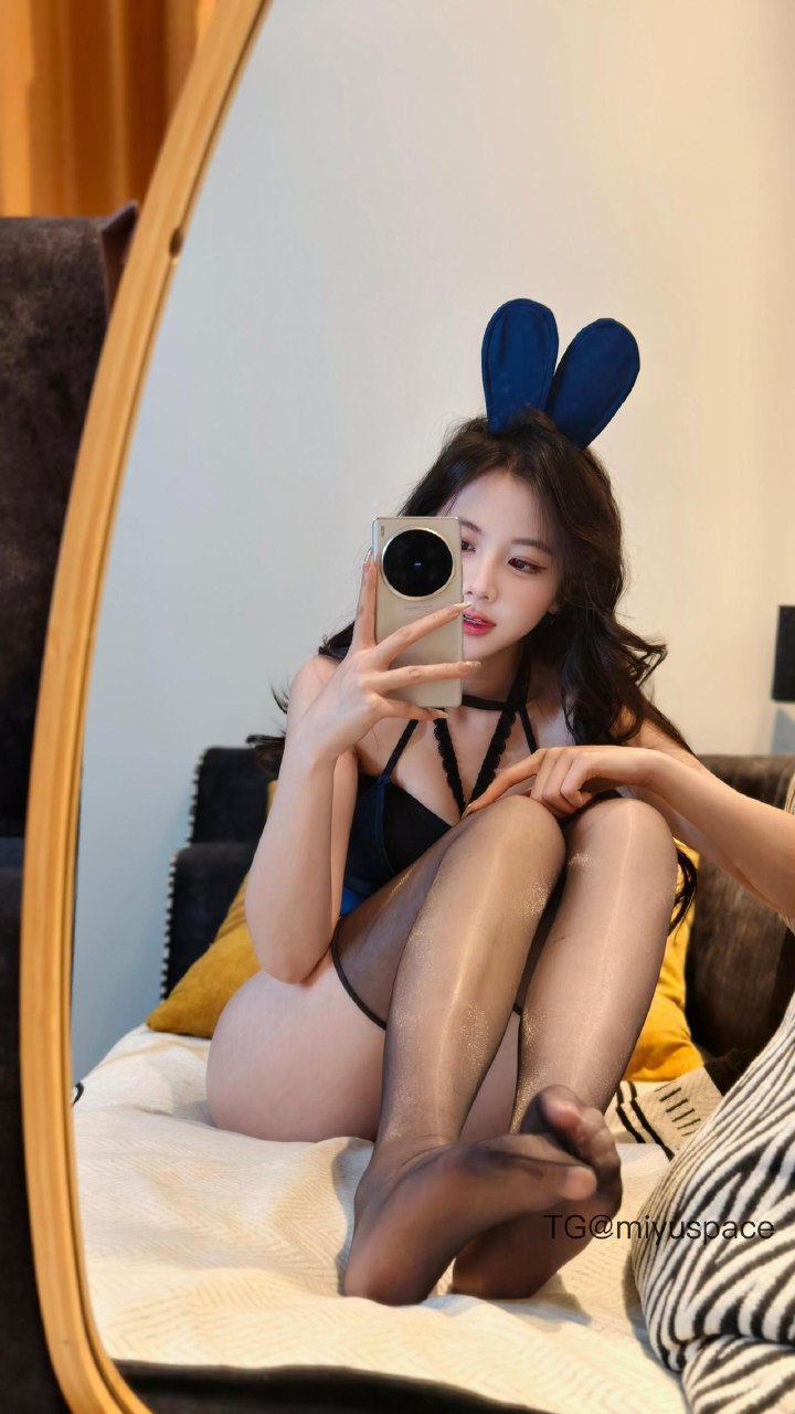 刘二萌 2025-07-14 15:56:18 兔子警官cos制服兔女郎qqny诱惑 第6张