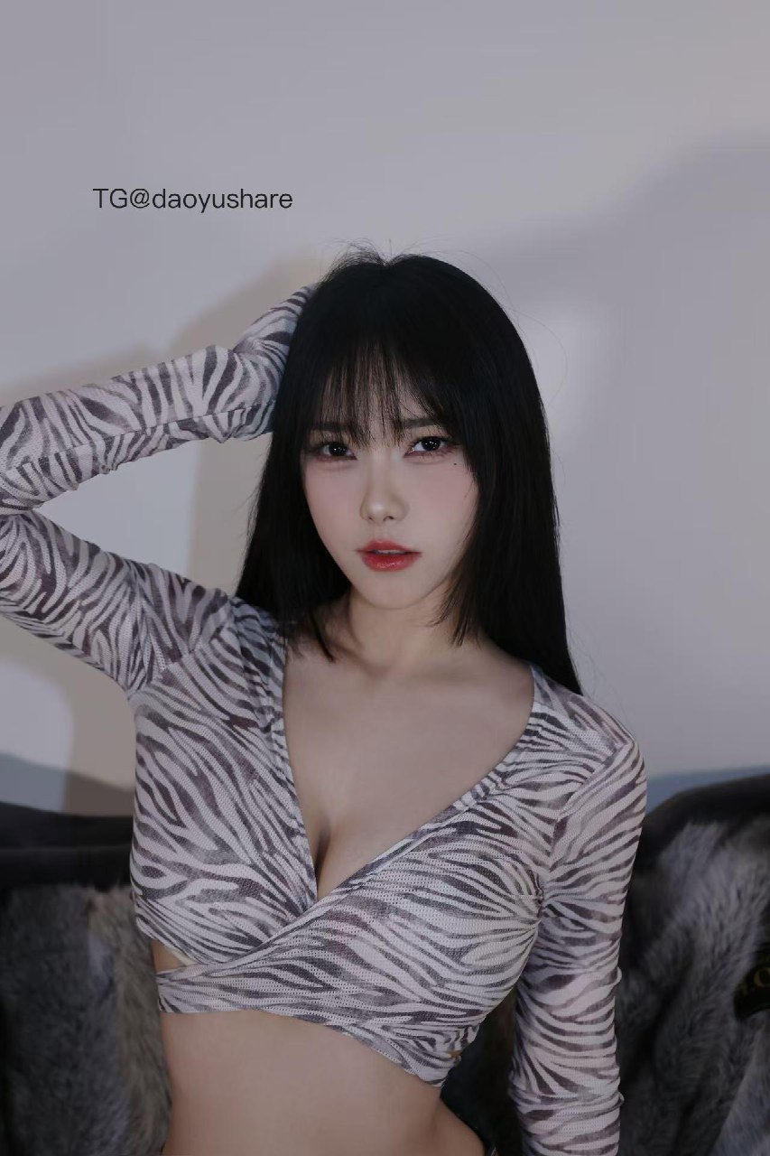 琳铛 2025-07-15 19:13:02 ㊙️大蜜桃臀➕蜜桃🐻😍jk专属系列超顶 第24张