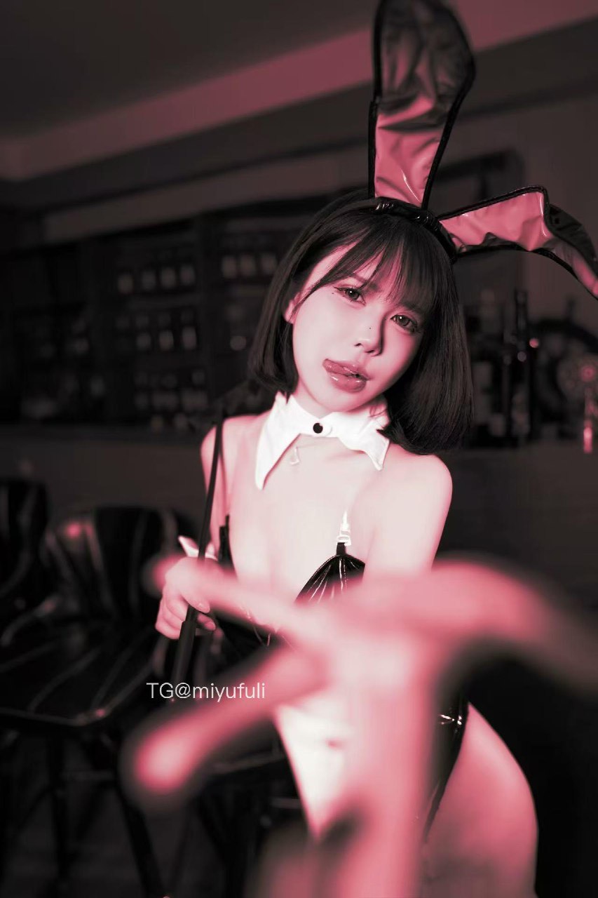 Tina很妖孽呀 2025-07-10 13:19:06 永远这个词太假了 说你现在爱我 第4张