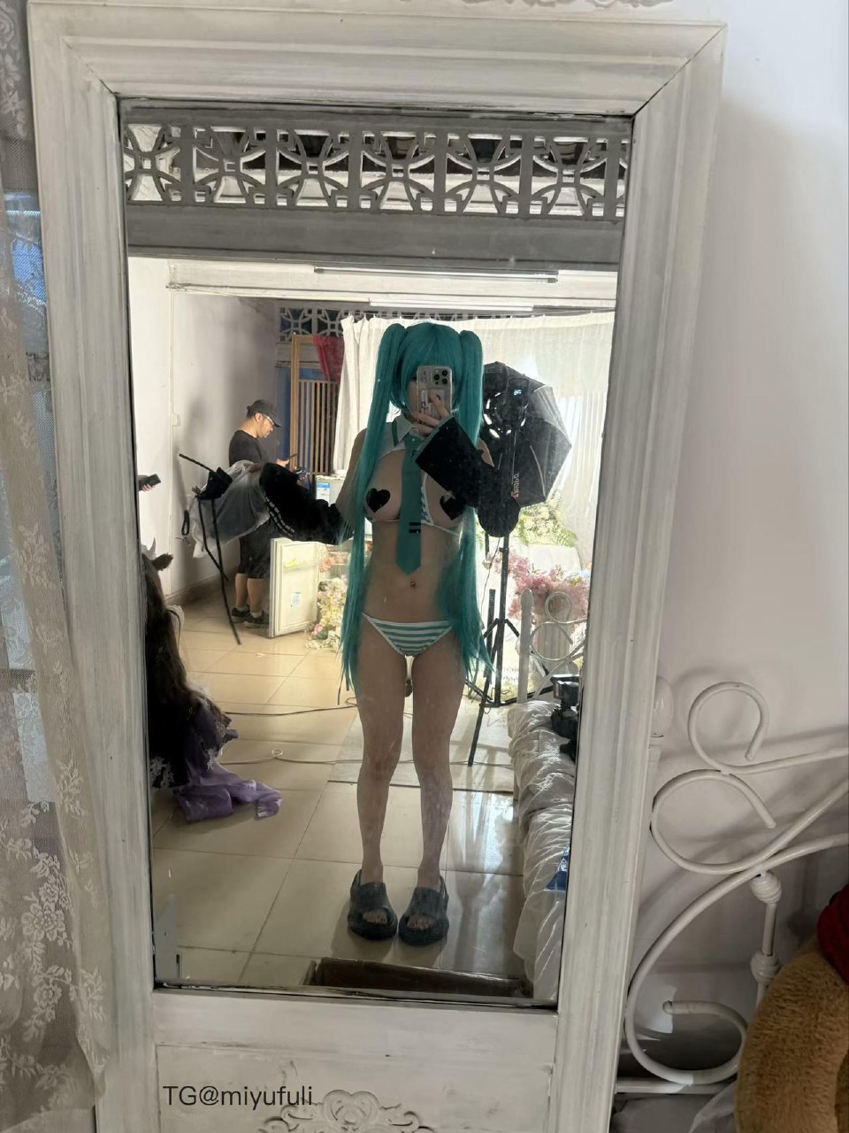 Tina很妖孽呀 2025-07-11 13:36:34 初音未来绿色制服👙➕绿色双马尾大片系列 第7张
