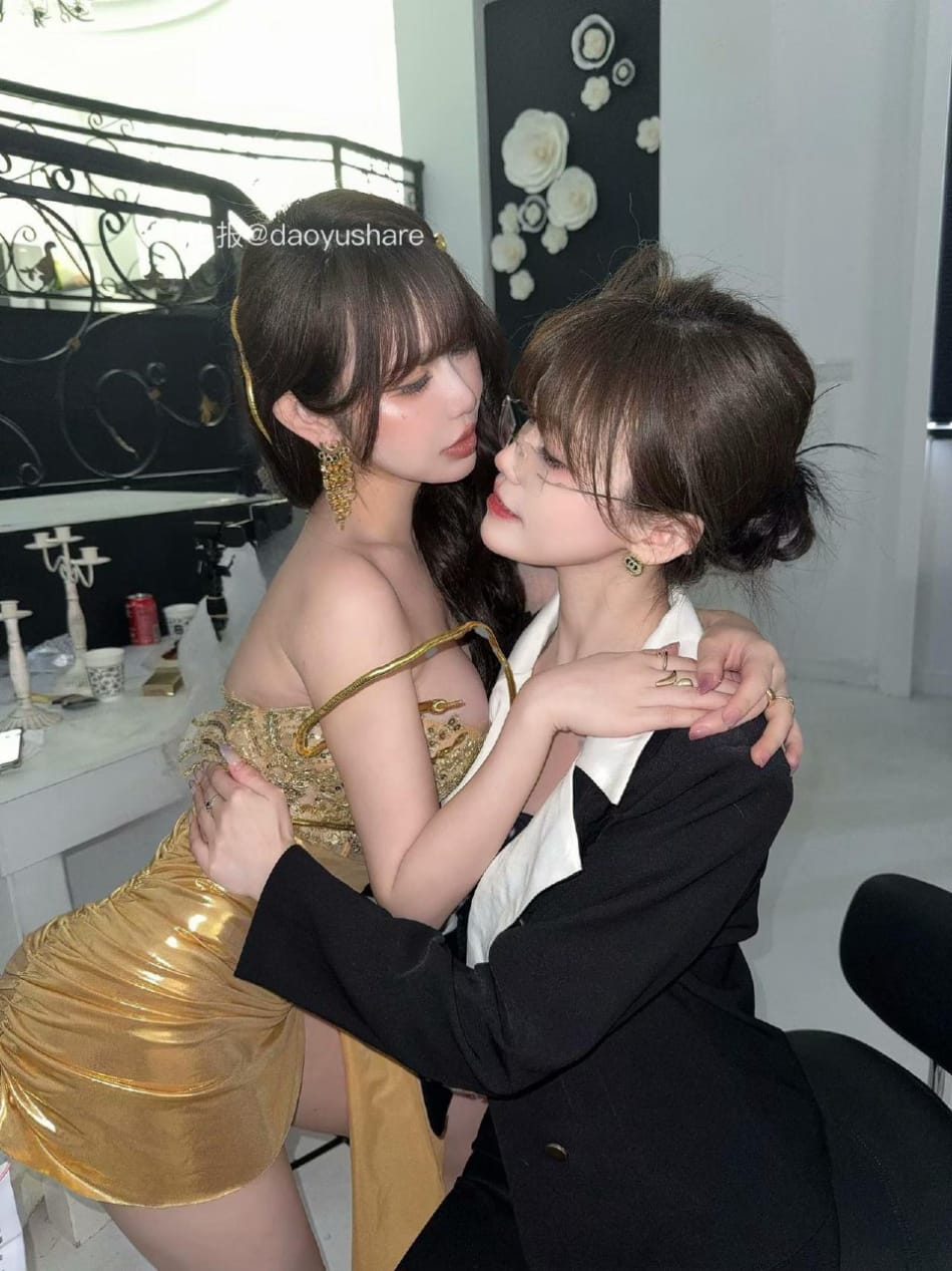 Tina很妖孽呀 2025-07-12 11:01:35 世界是个巨大的娃娃机 我隔着屏幕只想要你 第3张