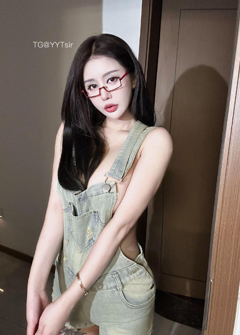 钟意依阳 2025-07-11 03:21:27 想给你看