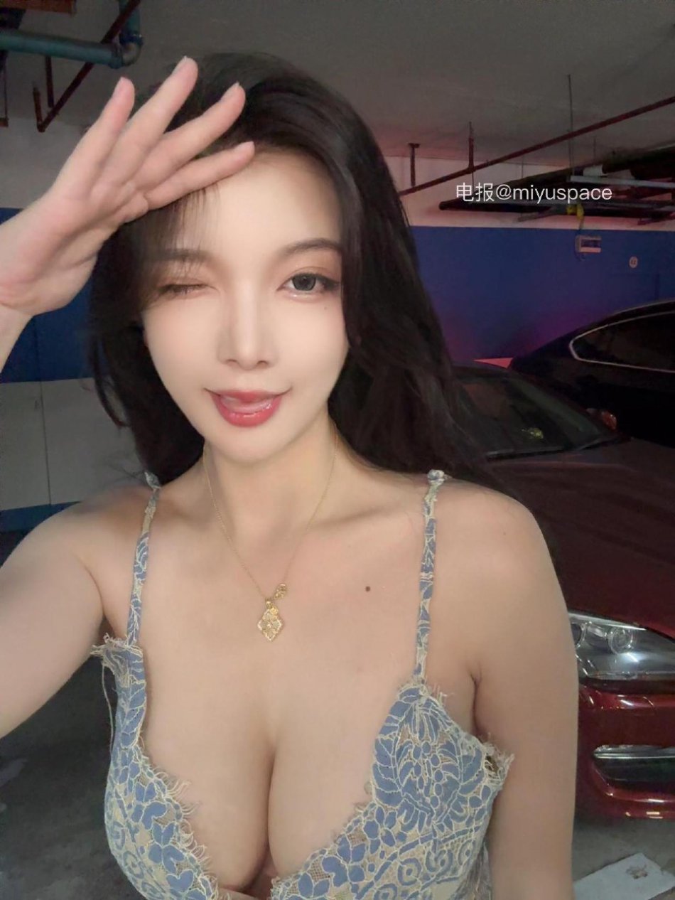 KK战神 2025-07-23 21:28:19 吊带低🐻裙福利大图