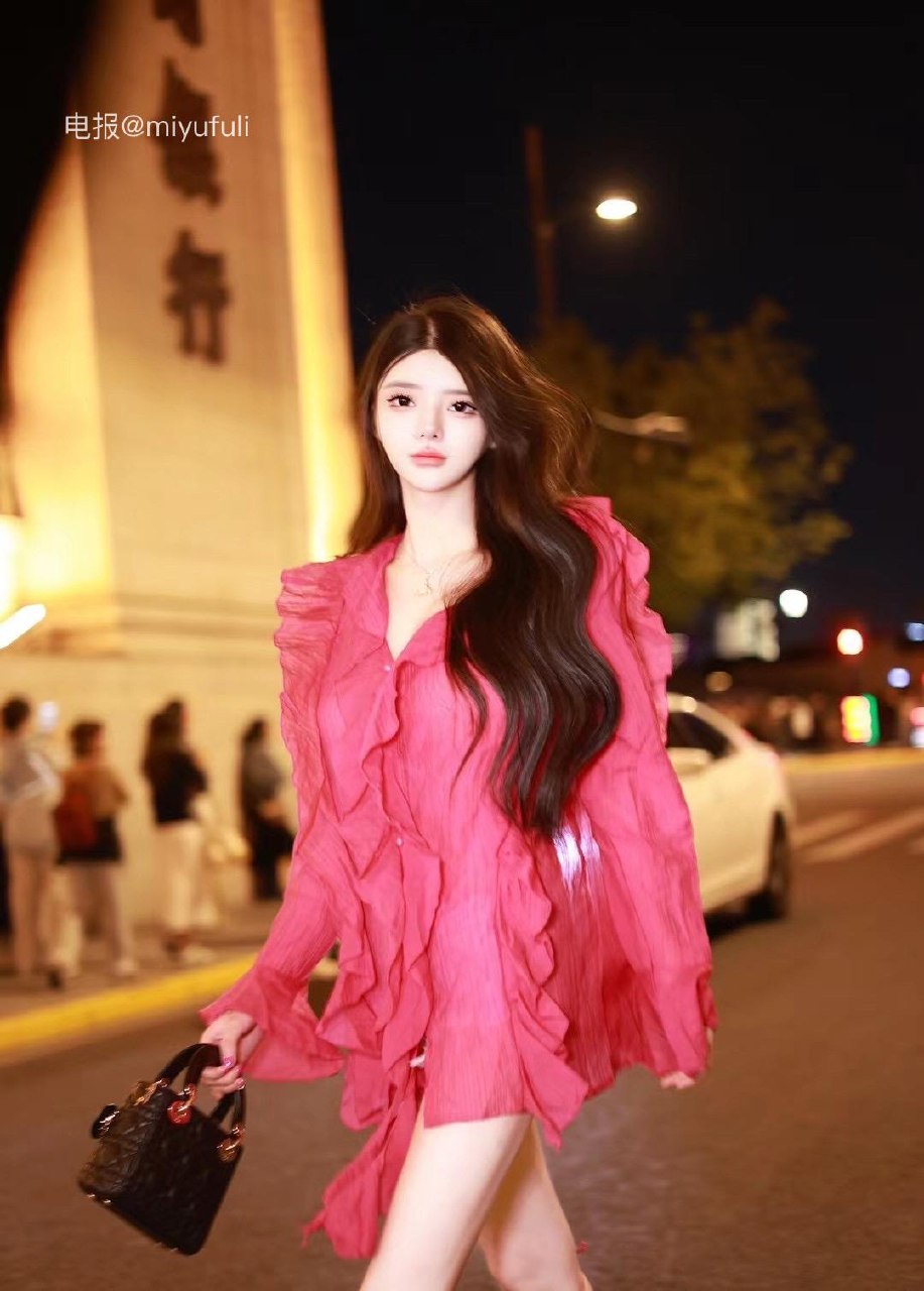 媛姐是个大长腿 2025-08-01 11:03:48 私房照 第1张