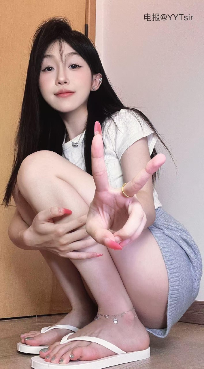 别拔虎牙 2025-08-08 22:36:55 包臀超短裙🥵 第2张