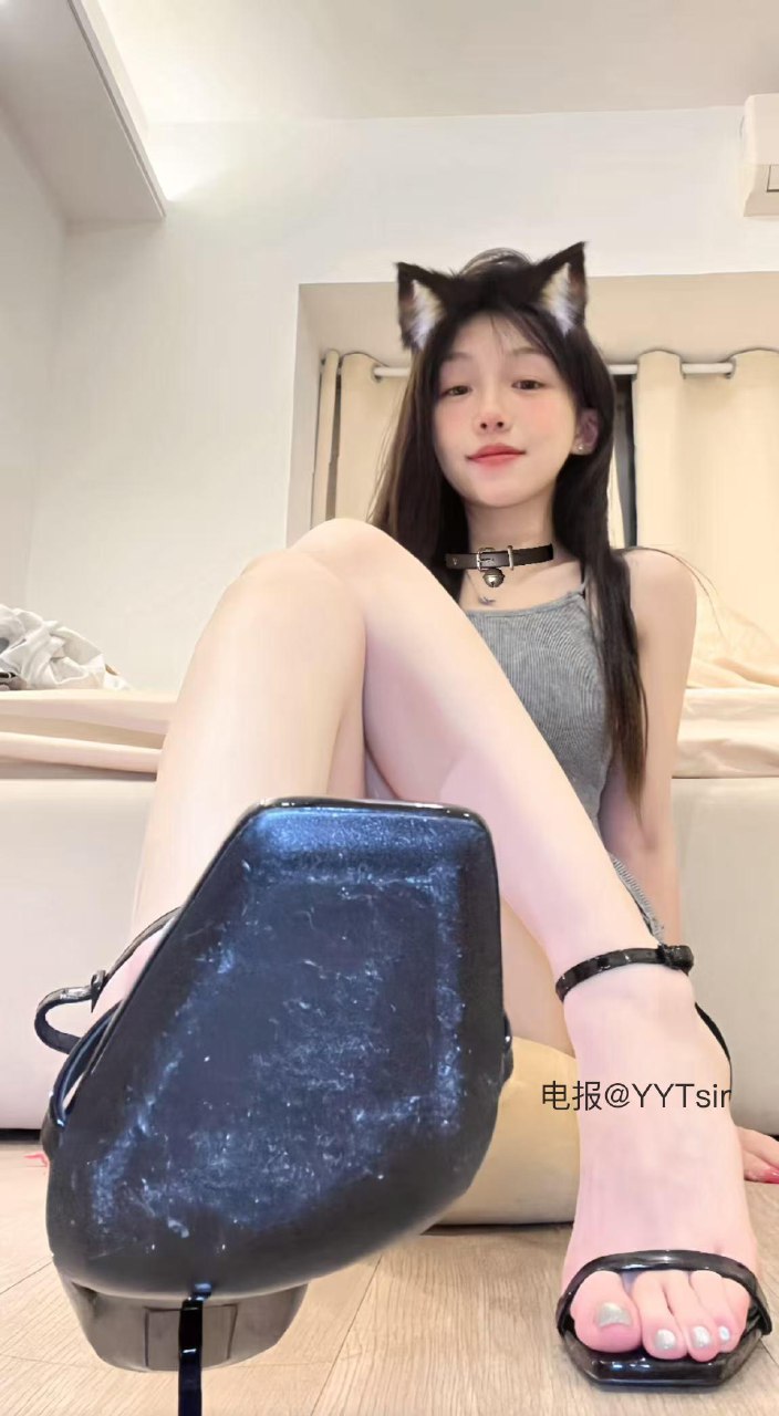 别拔虎牙 2025-08-08 22:36:55 包臀超短裙🥵 第8张