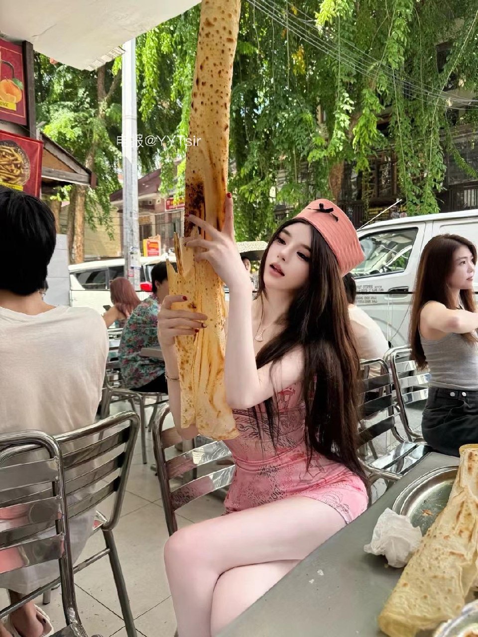 媛姐是个大长腿 2025-08-12 21:12:31 想要什么风格，我都可以 第3张