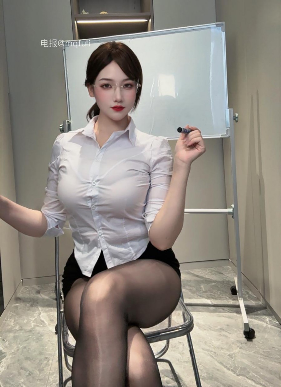 可可西 2025-08-16 22:59:25 喜欢被老师管教吗？ 第9张