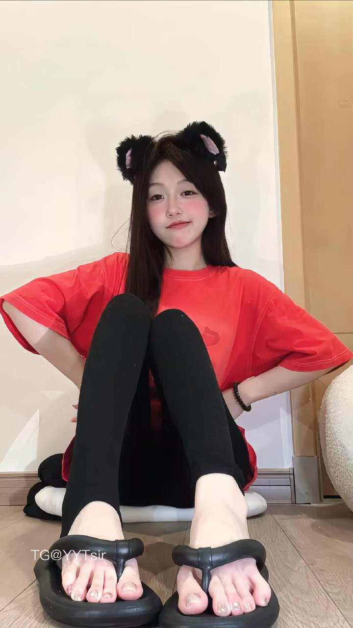 别拔虎牙 2025-08-17 20:09:00 白嫩嫩的虎牙小熊🥵 第10张