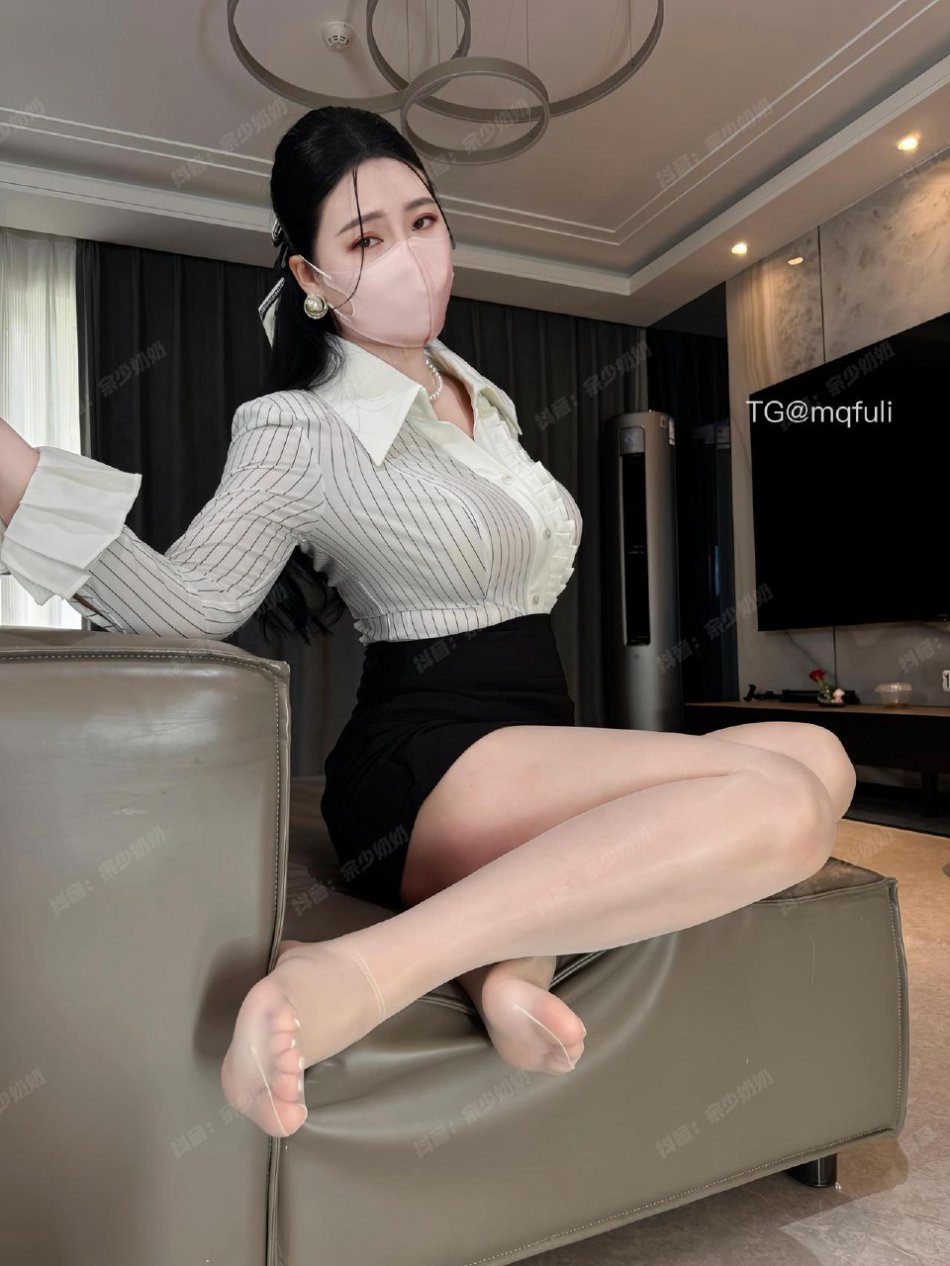 余少奶奶 截止2025-08-14前 照片472p 第79张