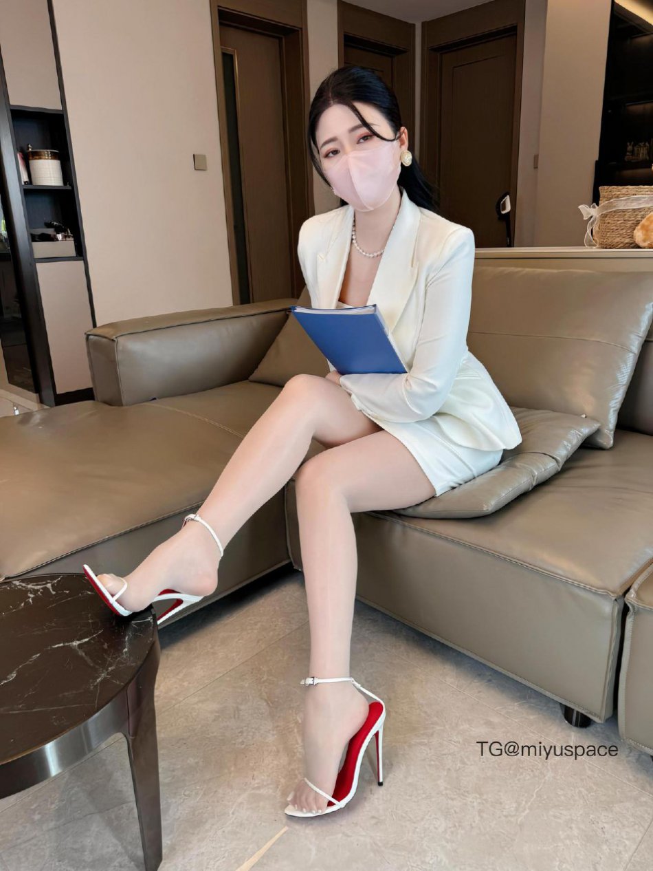 余少奶奶 截止2025-08-14前 照片472p 第340张