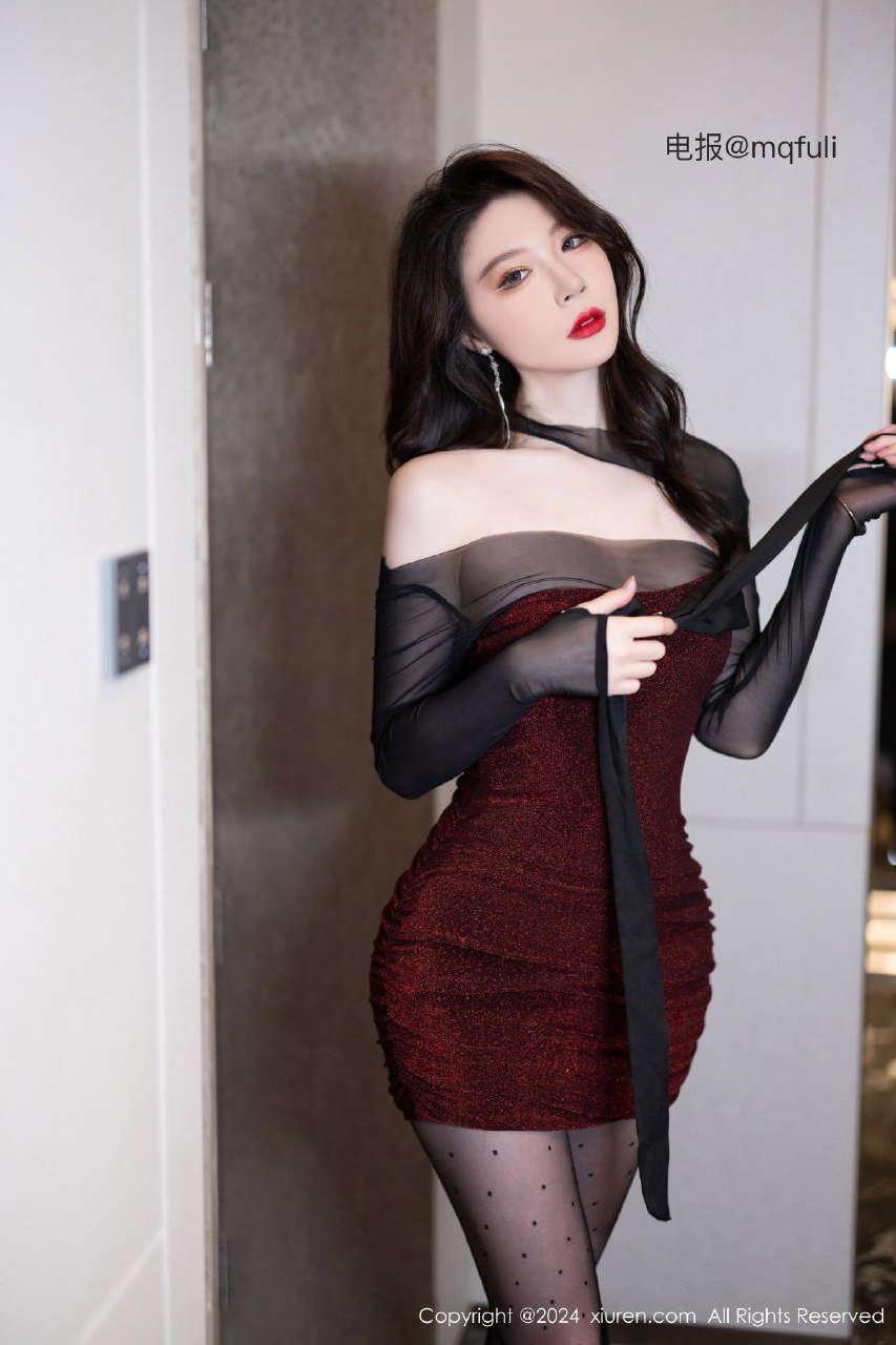 梦心玥 2025-08-20 21:36:37 黑丝包臀裙~ 第5张