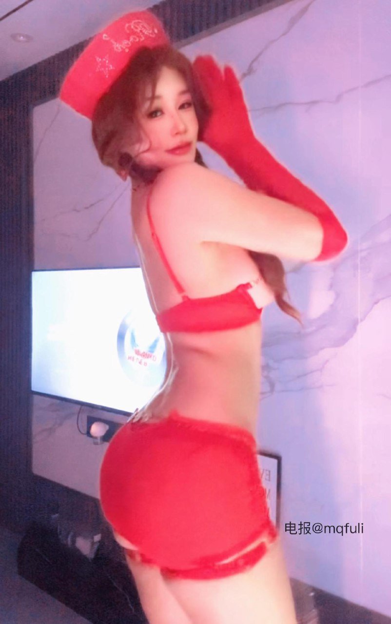 叁叁殿下 2025-08-21 19:10:11 可以做你的爱豆嘛～ 第2张