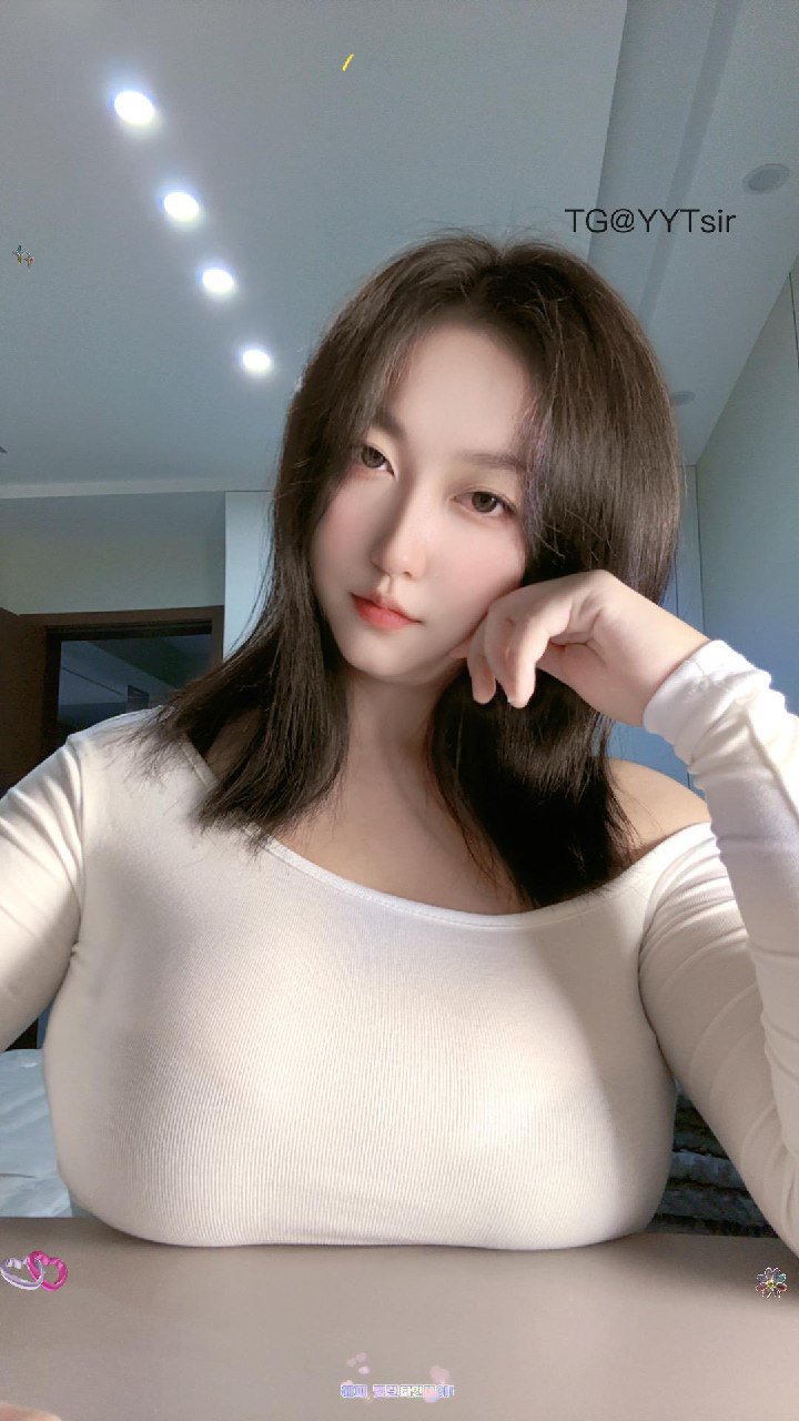 爱喝牛奶的墩墩 2025-08-30 11:02:56 照片33p 第15张