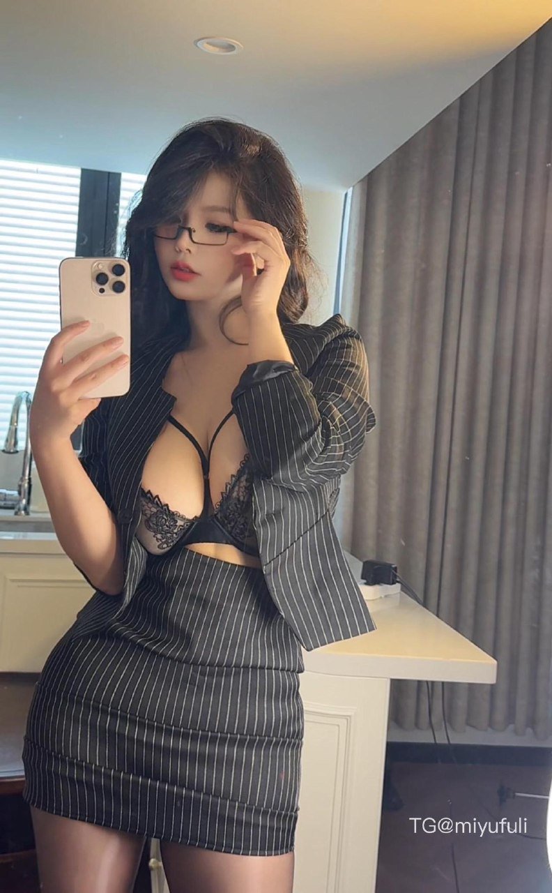 肉装杨玉环 2025-08-22 16:24:24 性感内衣写真 第1张