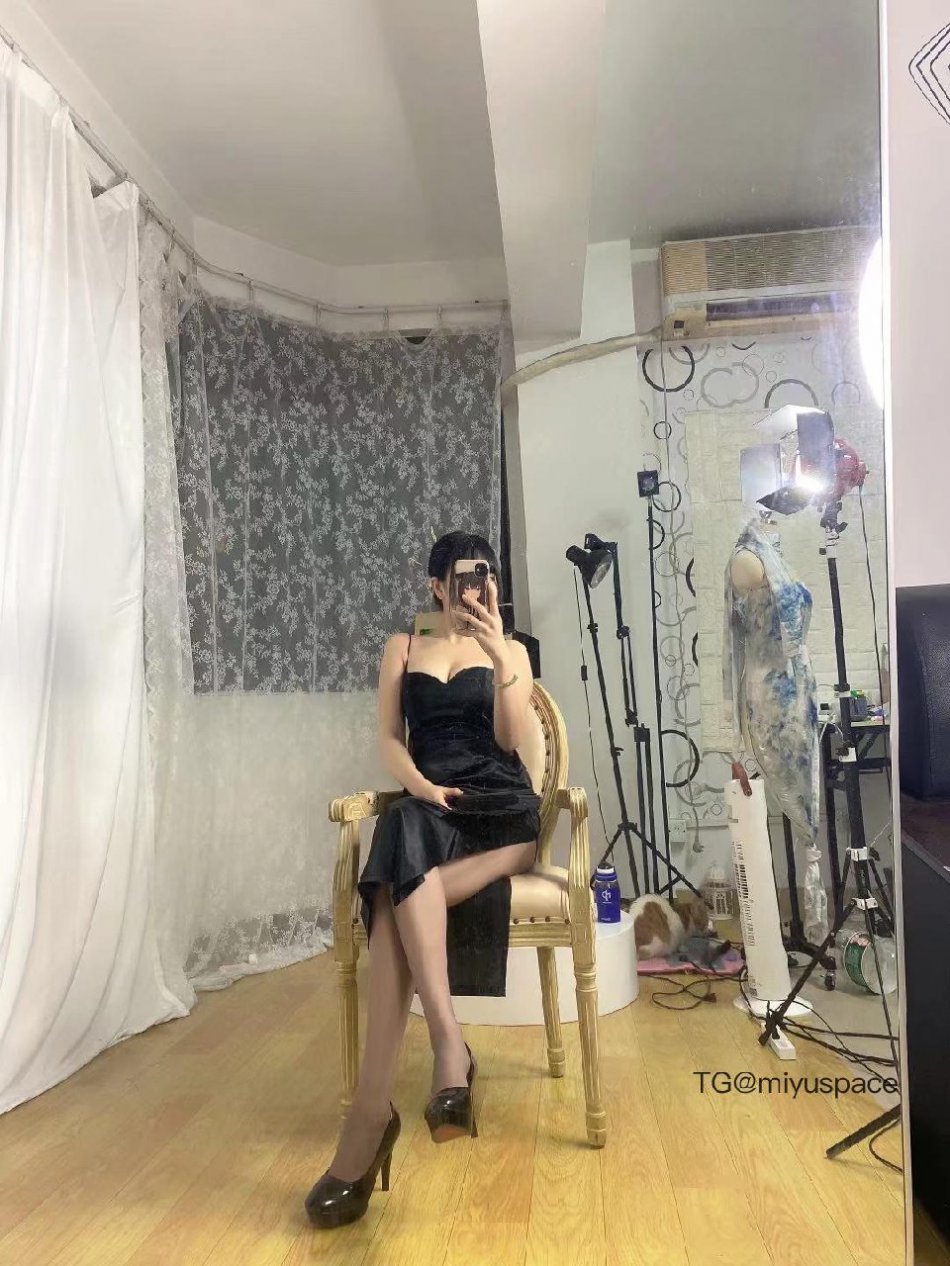 Tina很妖孽呀 2025-09-06 11:09:04 黑色连衣裙🤩好有气质😍 第3张