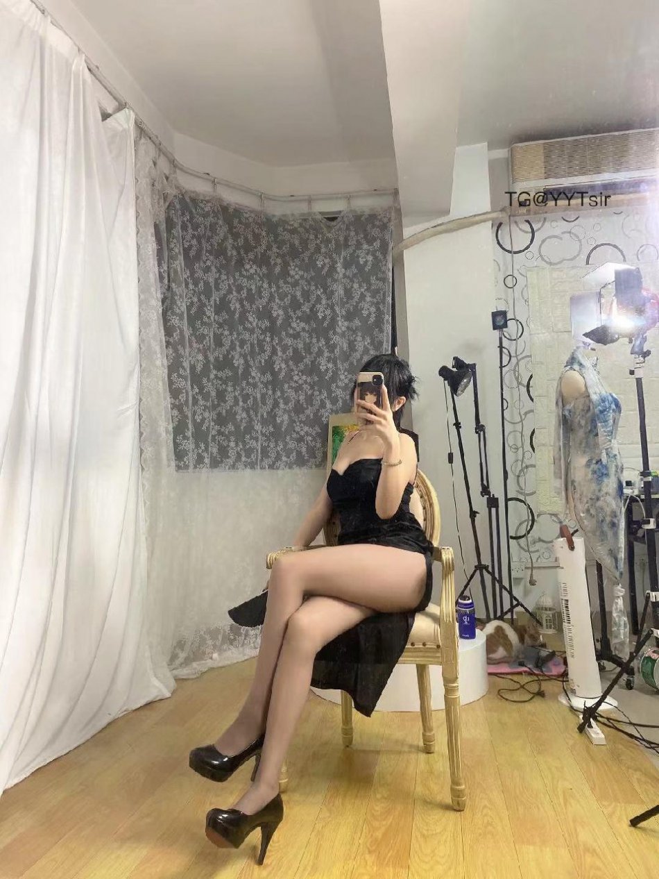 Tina很妖孽呀 2025-09-06 11:09:04 黑色连衣裙🤩好有气质😍 第2张
