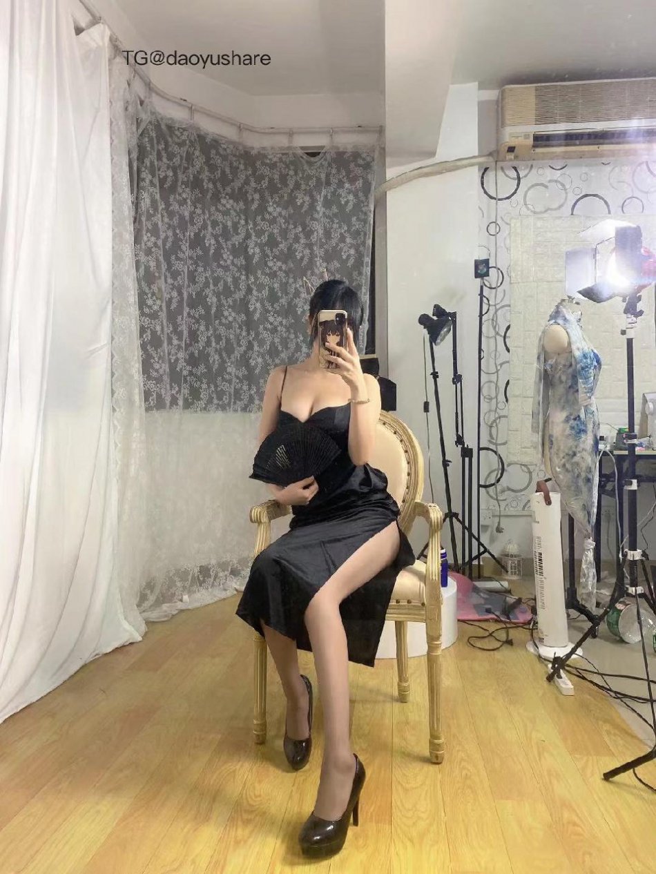 Tina很妖孽呀 2025-09-06 11:09:04 黑色连衣裙🤩好有气质😍 第4张