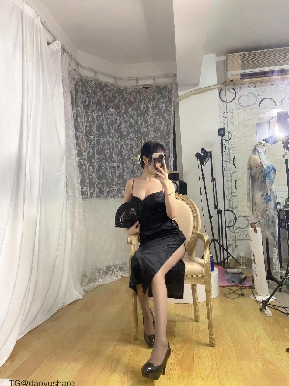 Tina很妖孽呀 2025-09-06 11:09:04 黑色连衣裙🤩好有气质😍 第8张