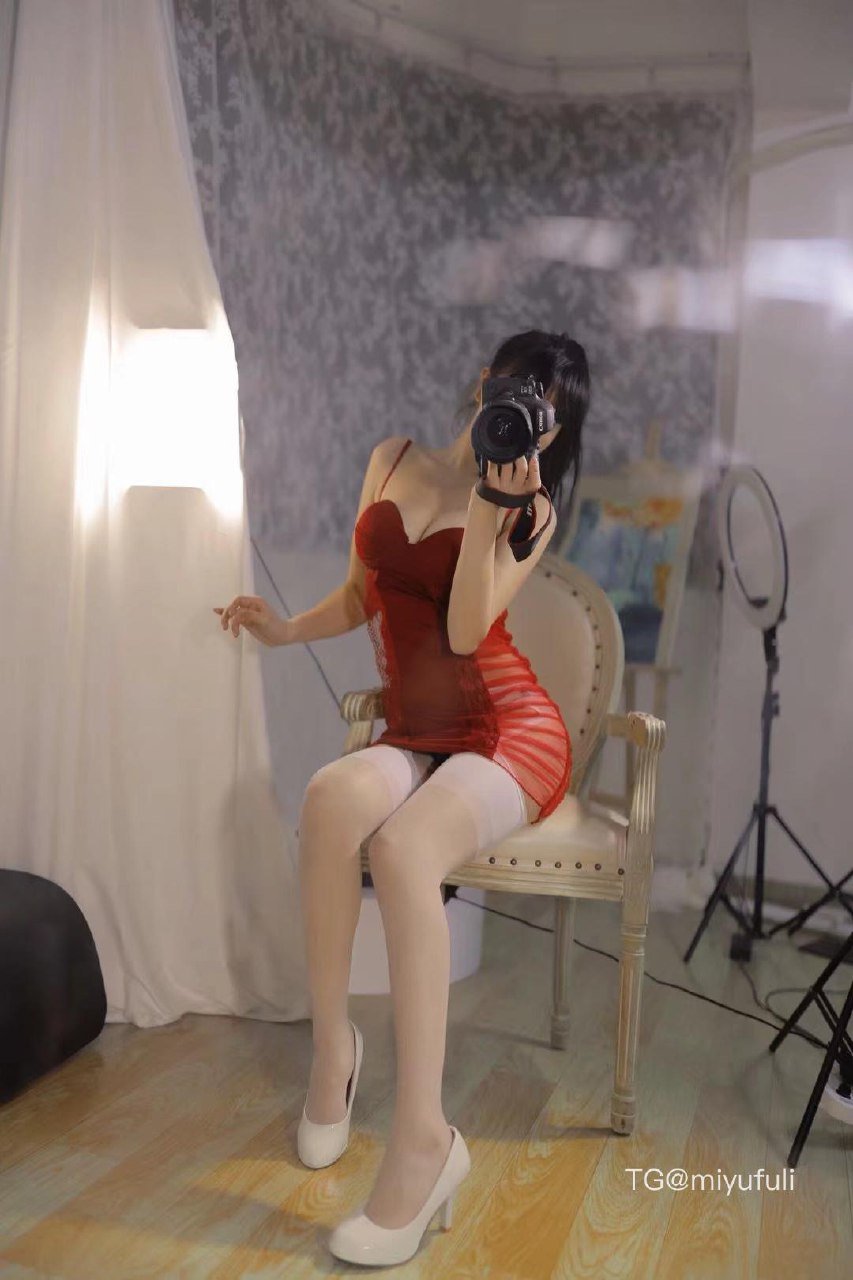 Tina很妖孽呀 2025-09-09 11:17:47 不加我绿泡泡 怎么知道我们没可能 第2张