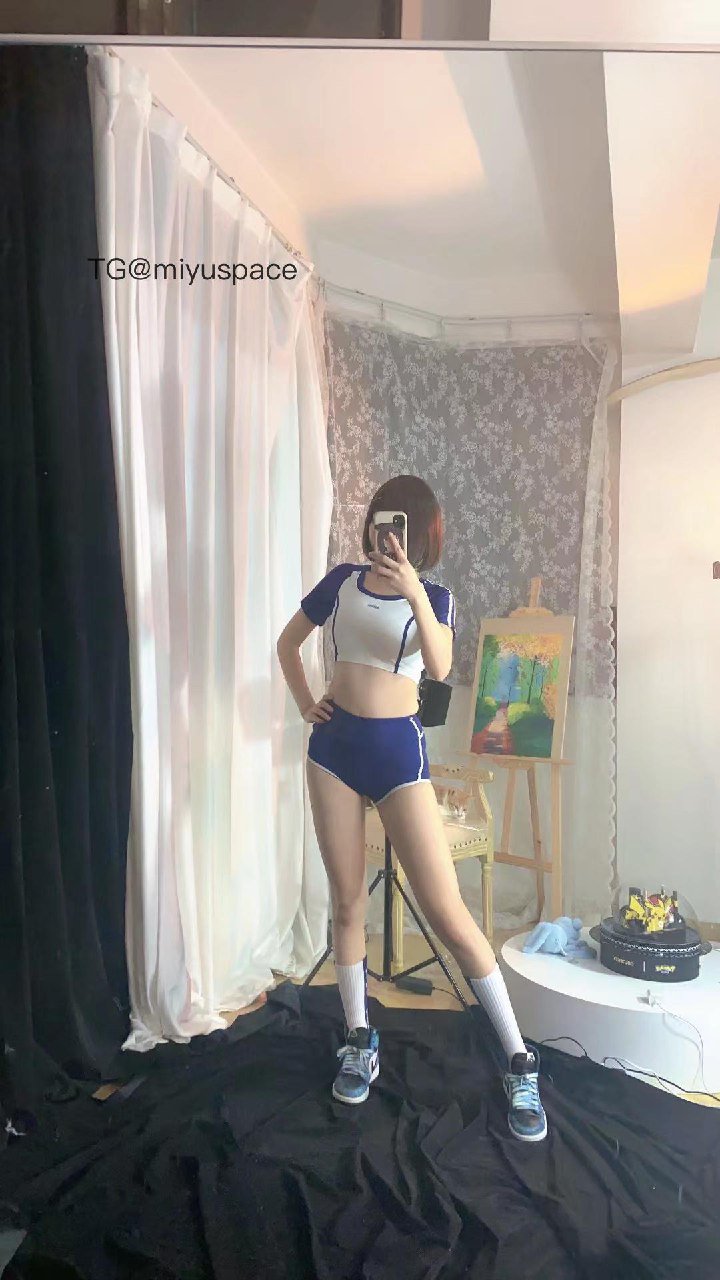 Tina很妖孽呀 2025-09-12 15:34:19 蓝白条纹上衣🤩➕蓝色包臀短裤😍 第16张