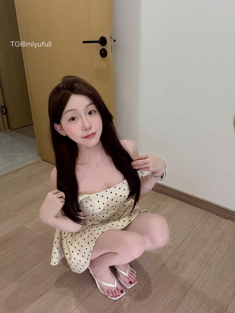 别拔虎牙 2025-09-19 13:40:43 虎牙的宝宝们催的壁纸来了😍