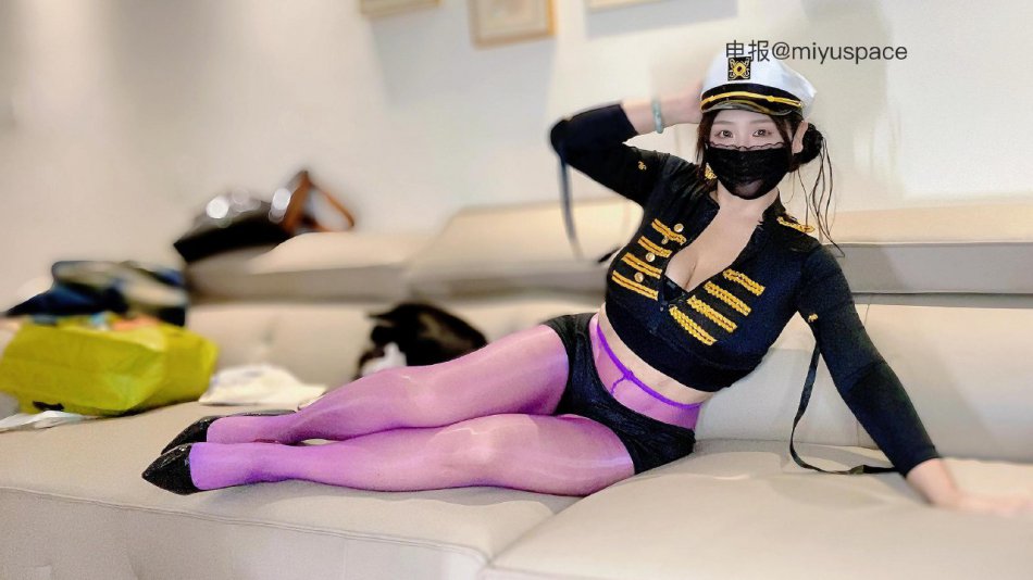 严厉的王老师 2025-09-25 20:01:30 制服诱惑,紫色妖姬,9 图 第2张