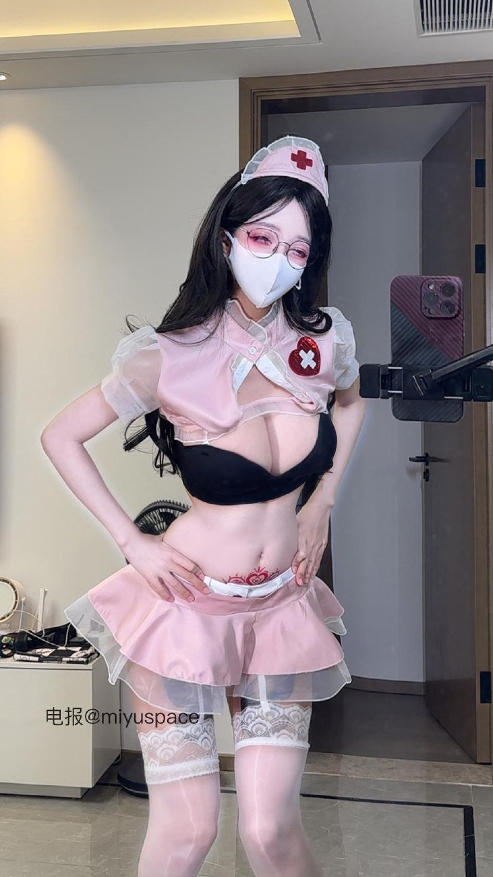 桂芬 2025-09-01 18:25:07 可爱护士角色扮演🔥镂空制服塞😍➕纯欲白丝 第4张