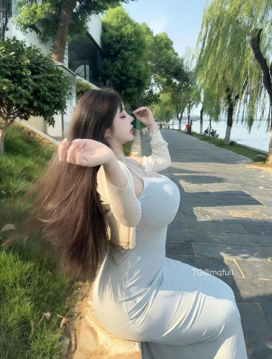 乖乖酱 2025-10-06 16:13:28 晒到阳光分你一半🩵