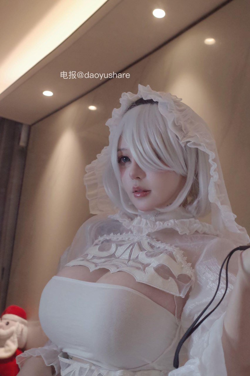 哎呀一一 #知一 2025-10-18 15:31:30 辣妹cos全程福利 第9张