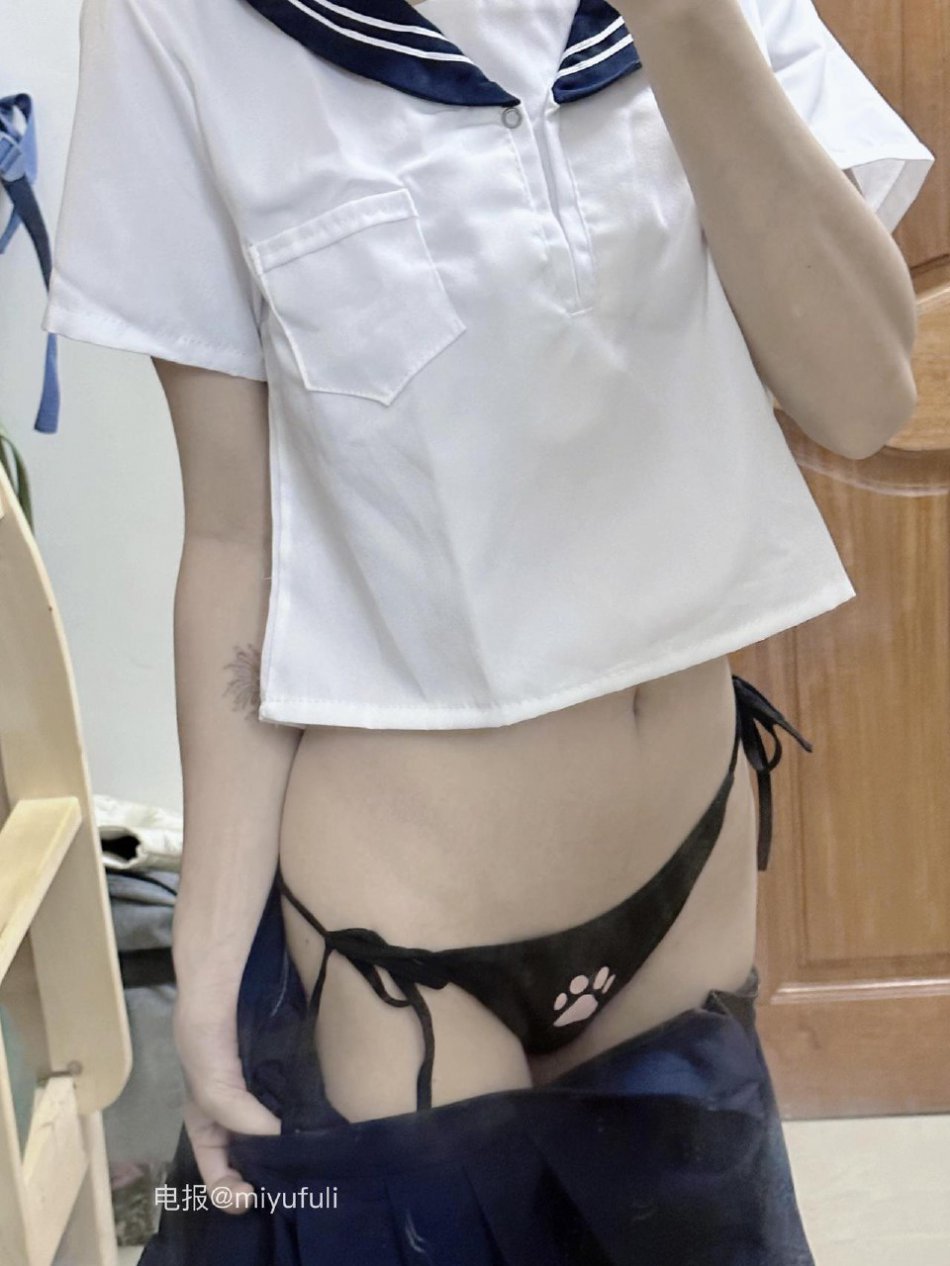 VC #Vickyyyii 2025-10-26 20:10:51 谁能教我做作业