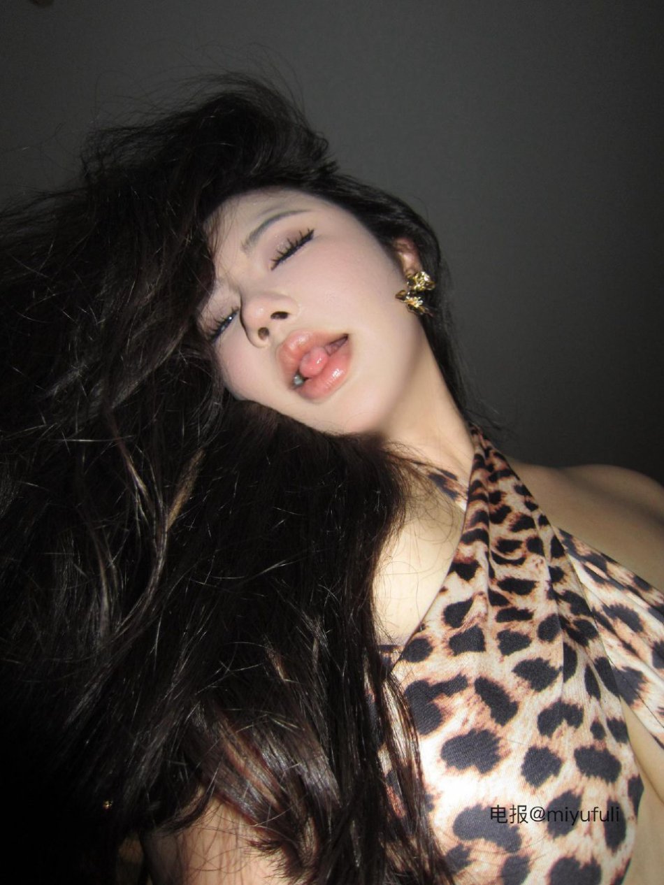 亚亚亚辰 2025-10-28 14:46:12 豹纹系列可还喜欢😉 第12张