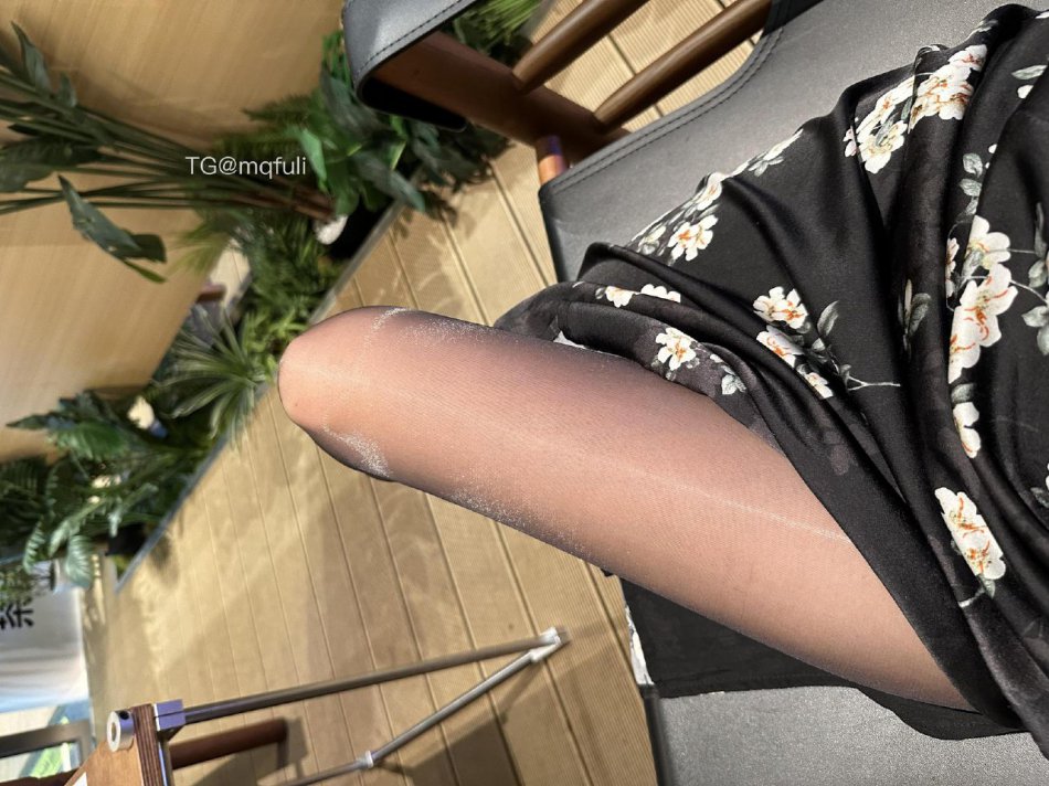 小仙女Elaine 2025-10-30 10:56:01 长裙➕黑丝 第9张