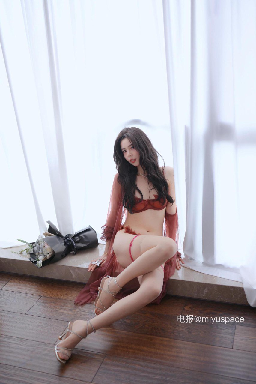 Lumos 2025-10-15 08:12:05 美梦和噩梦都是我的脸 是吧? 第1张