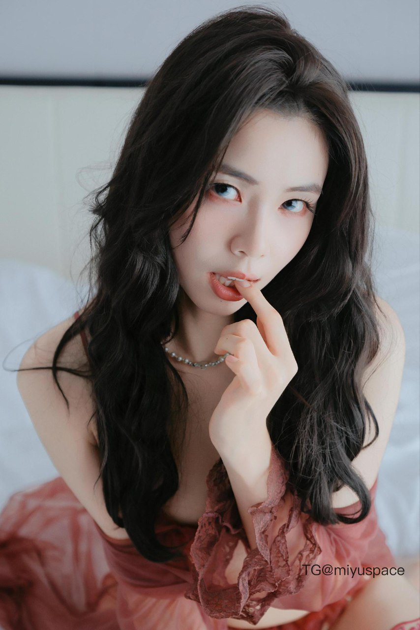 Lumos 2025-10-15 08:12:05 美梦和噩梦都是我的脸 是吧? 第8张