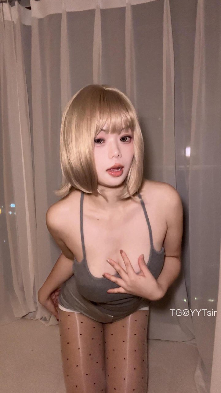 小瑾 2025-11-03 12:49:43 金发美女~美 第4张