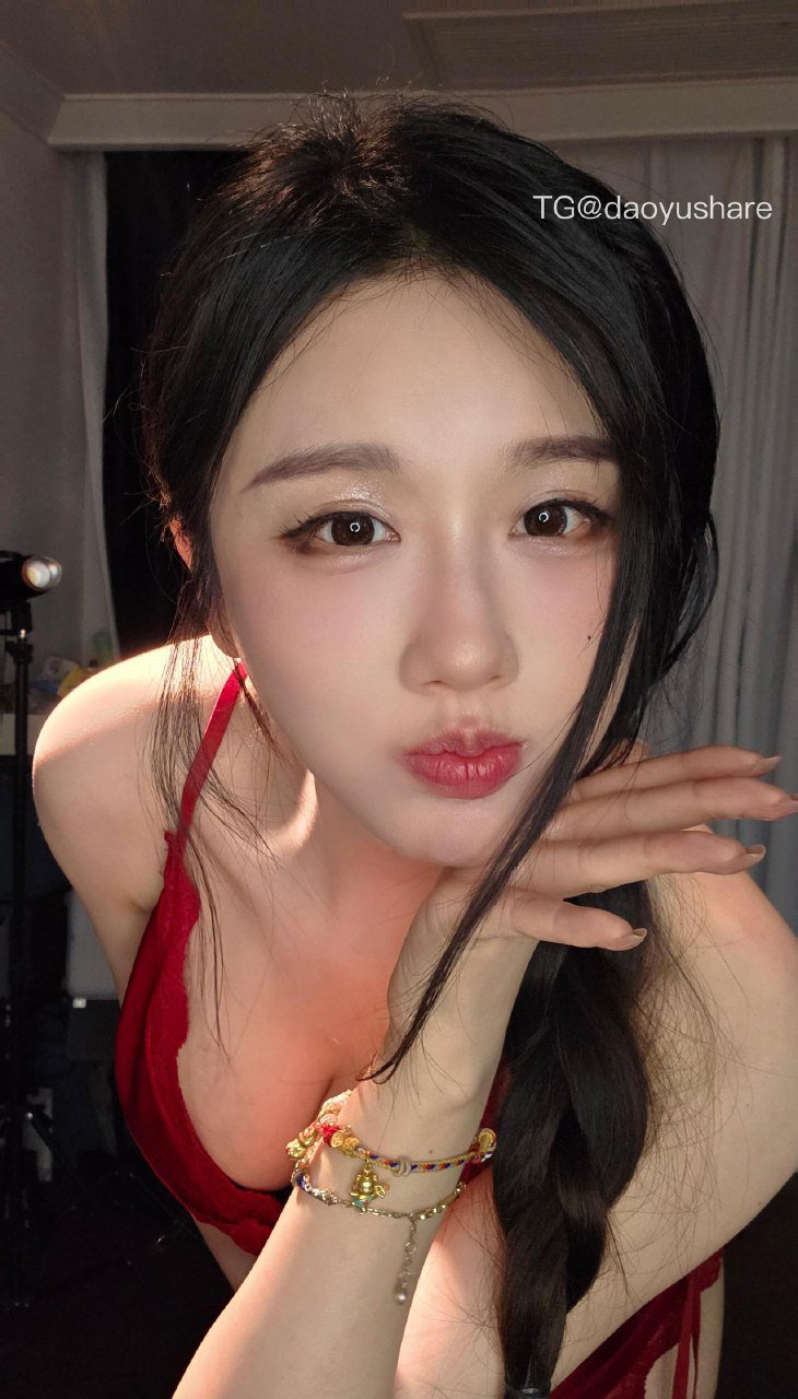 轩子巨2兔 2025-11-03 14:02:09 韩漫少f，季卡可以哦超炸系列 第17张