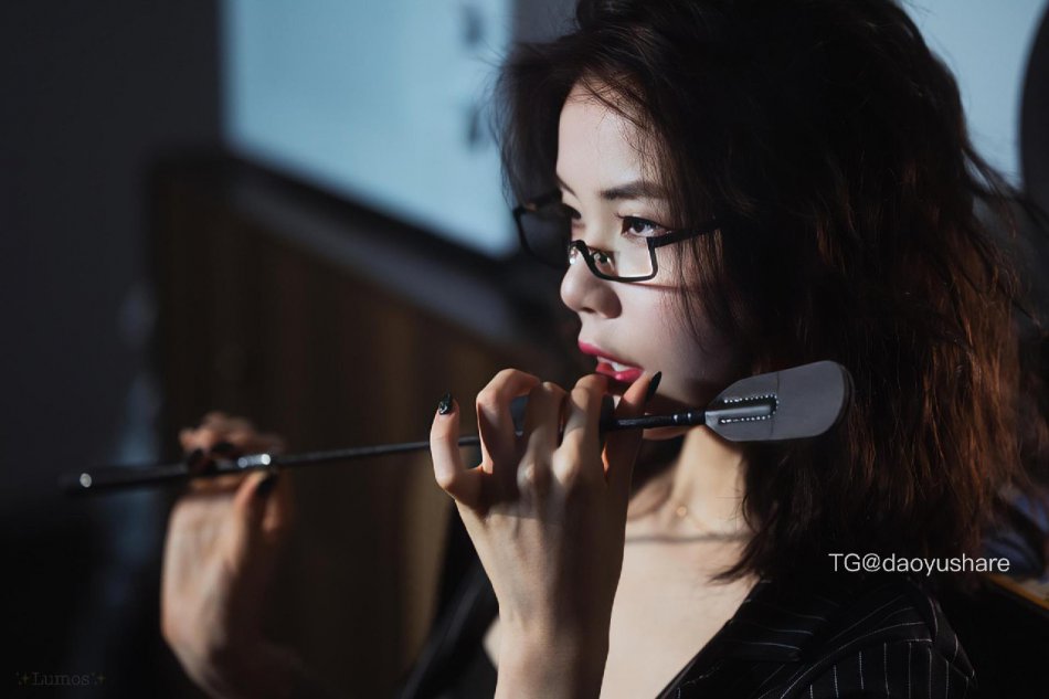 Lumos 2025-11-05 23:02:53 #付费贴 22张黑色魅惑 第6张