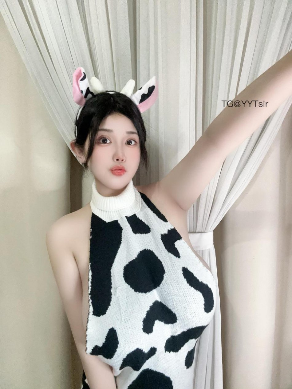 豚豚🐬 2025-11-06 21:56:10 奶牛牛～#秀身材# 豚豚 第2张