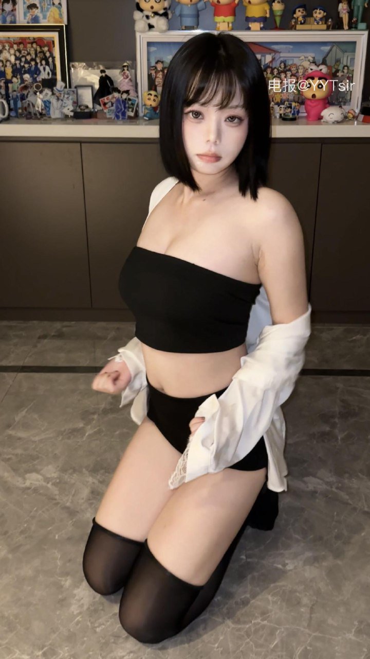 小瑾 2025-11-08 22:28:56 黑丝➕衬衫~直接纯欲天花板 第5张