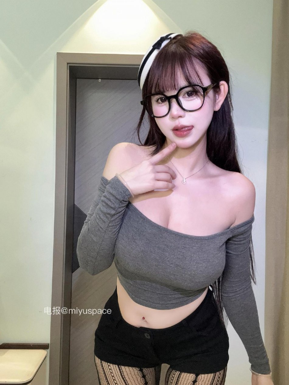 Tina很妖孽呀 2025-11-14 07:03:01 意想不到的惊喜😍 第2张