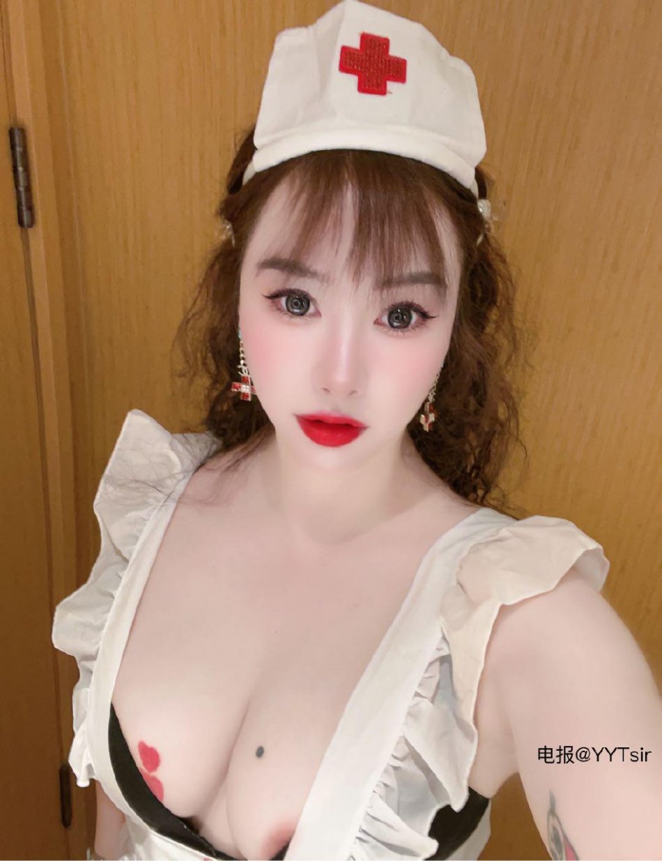 CC宠儿凌溪 2023-11-21 05:08:19 粉嫩少女情怀护士小姐姐 第2张