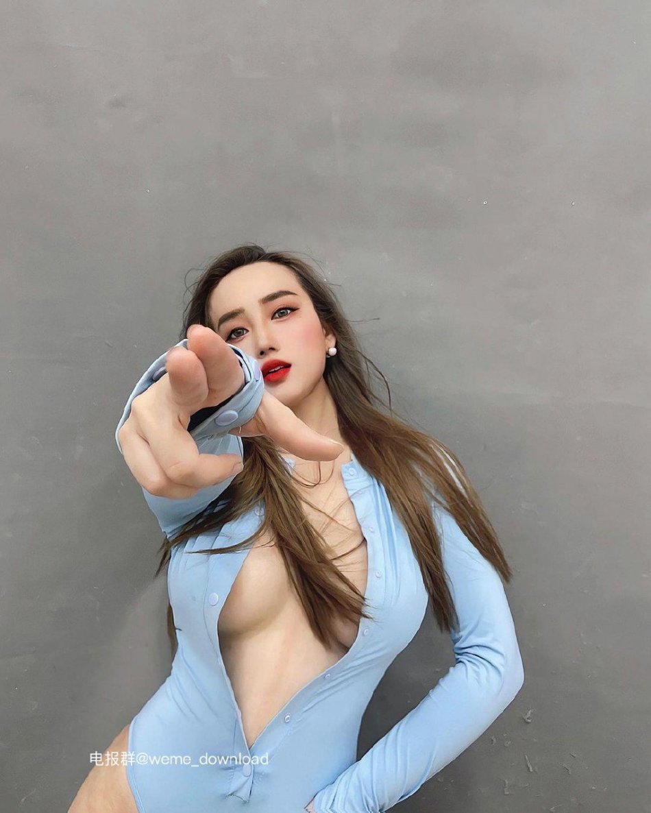 刘姨姨yyy 2024-01-17 19:50:43 爆乳开胸装,想要操作一把吗? 第10张