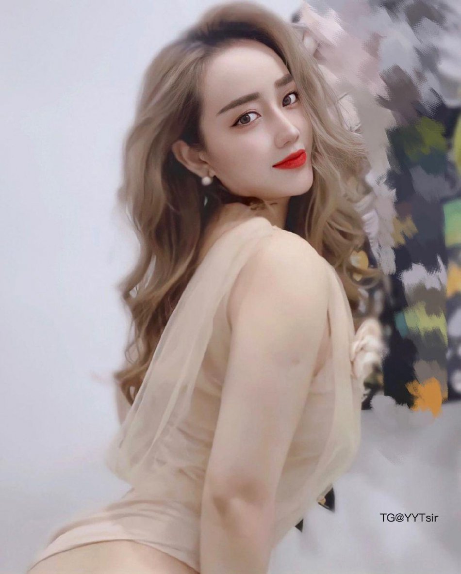 刘姨姨yyy 2024-01-17 20:35:23 想看看薄纱下的性感娇躯吗? 第5张