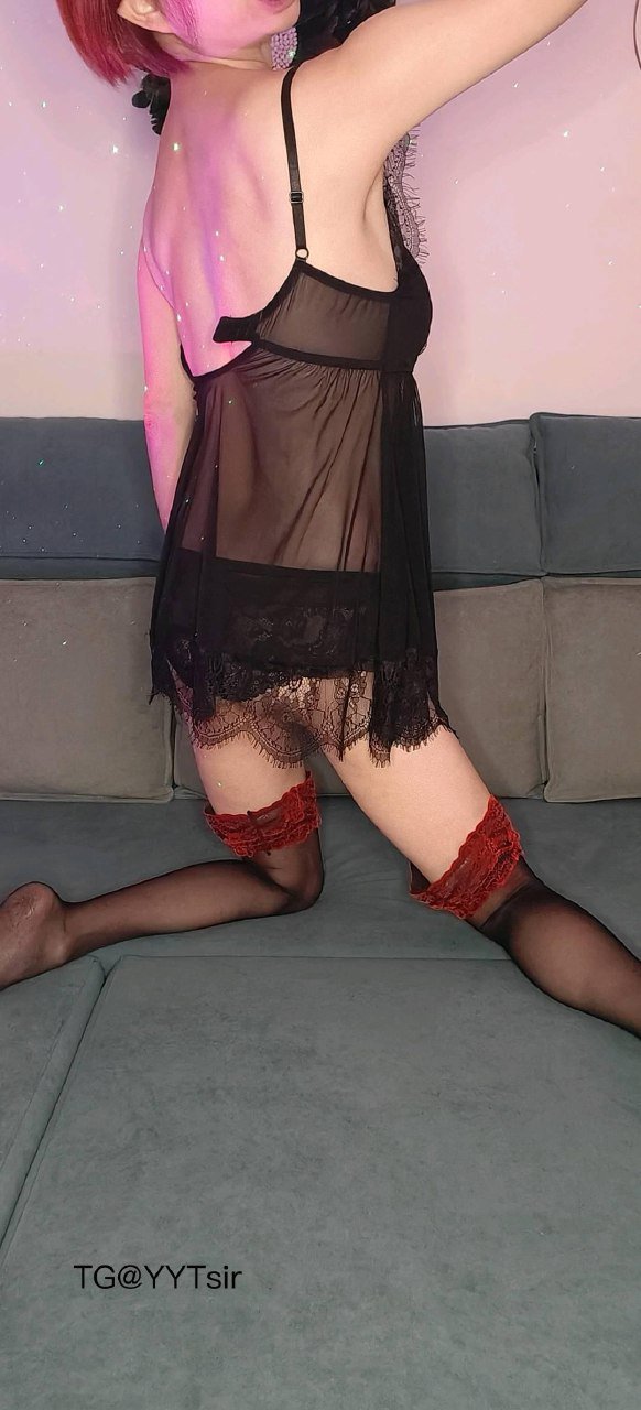 luna长腿仙女 2024-01-23 19:30:54 若隐若现的透明小裙裙 第11张