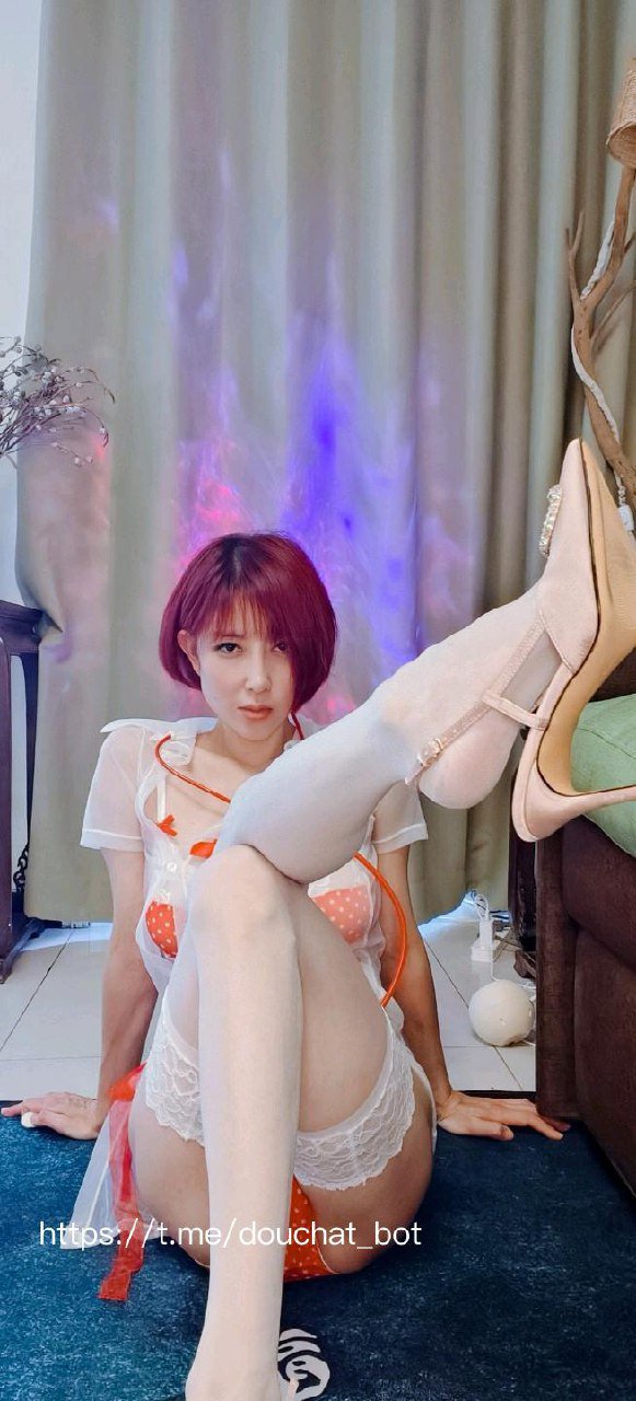 luna长腿仙女 2024-01-22 13:49:31 这样的小护士,你想不想体验一下♥ 第2张