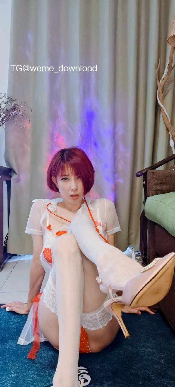 luna长腿仙女 2024-01-22 13:49:31 这样的小护士,你想不想体验一下♥ 第1张