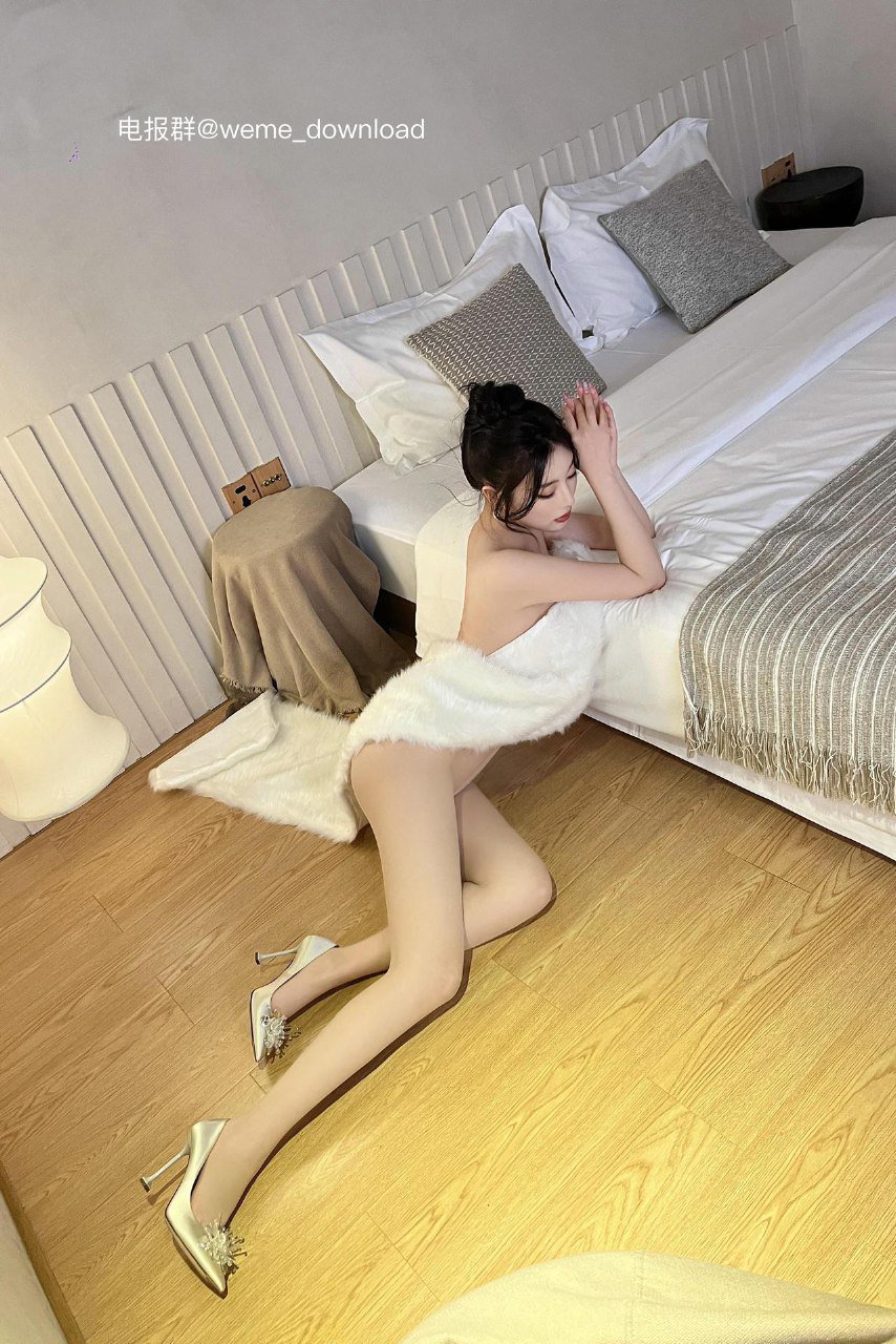 杨晨晨 2024-05-11 02:48:17 你的打开方式是亲一亲,抱一抱 杨晨晨Yome 第5张