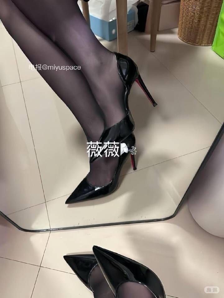 薇薇 | 2026-05-13_2照片 第13张