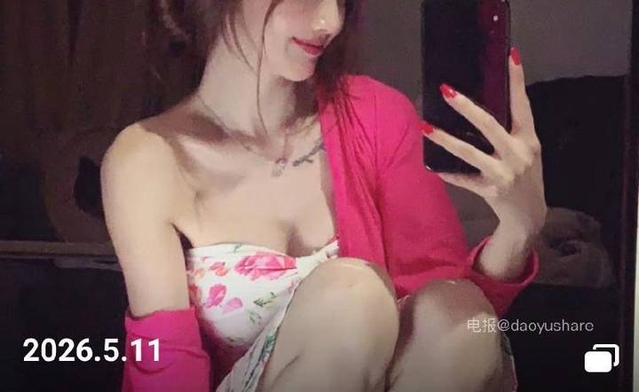 笨蛋美女 | 2026-05-13照片 第1张